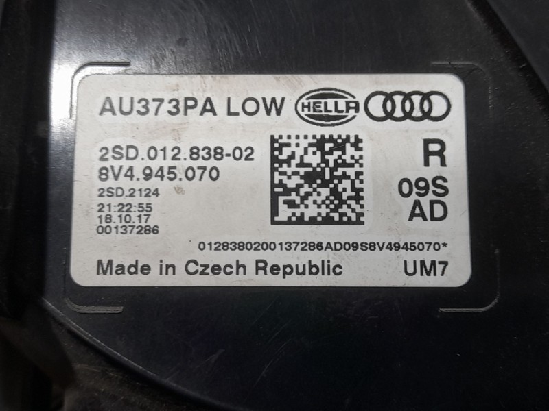 Recambio de piloto trasero derecho exterior para audi a3 sportback (8va, 8vf) 1.6 tdi referencia OEM IAM 8V4945070 AU373PA HELLA