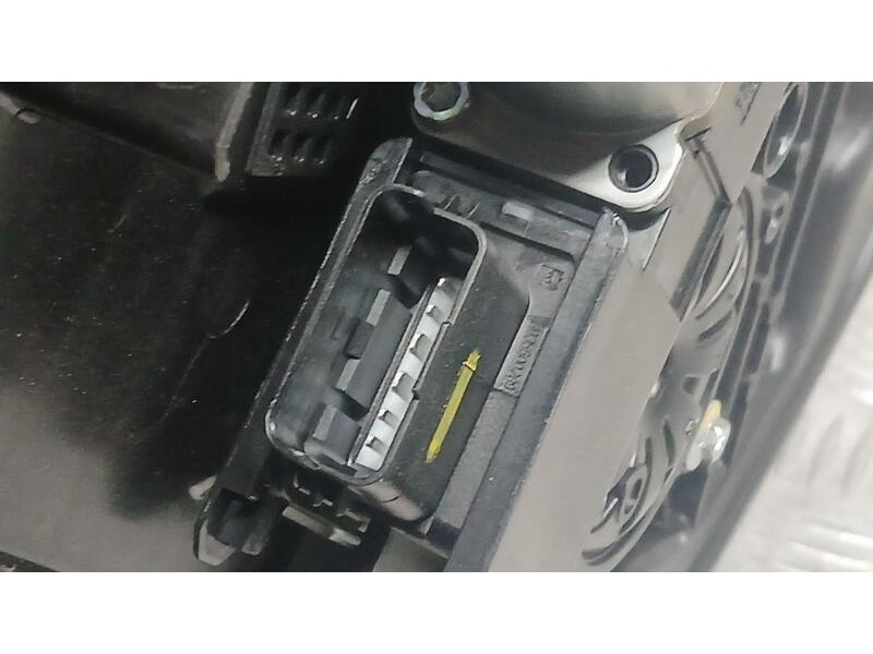 Recambio de elevalunas delantero derecho para kia xceed drive referencia OEM IAM 82481J7010 ELECTRICO 6 PINS ELECTRICO 6 PINS