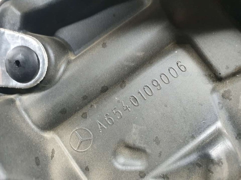 Recambio de tapa motor para mercedes-benz clase cla (c118) coupe cla 200 d referencia OEM IAM A6540109006  