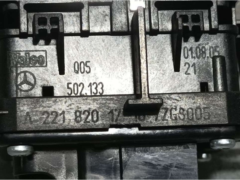 Recambio de mando elevalunas trasero derecho para mercedes-benz clase s (w221) berlina 350 (221.056) referencia OEM IAM A2218201