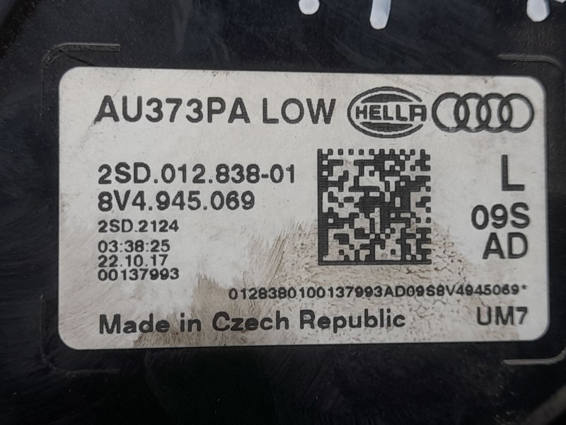 Recambio de piloto trasero izquierdo exterior para audi a3 sportback (8va, 8vf) 1.6 tdi referencia OEM IAM 8V4945069 AU373PA HEL