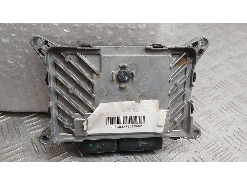 Recambio de centralita motor uce para mg zs 1.5 vti referencia OEM IAM AN11505183 SAIC MOTOR BOSCH F01R00DZ1K