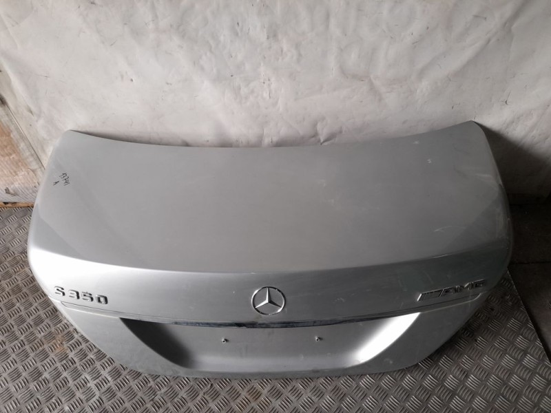 Recambio de tapa maletero para mercedes-benz clase s (w221) berlina 350 (221.056) referencia OEM IAM A221750027528  