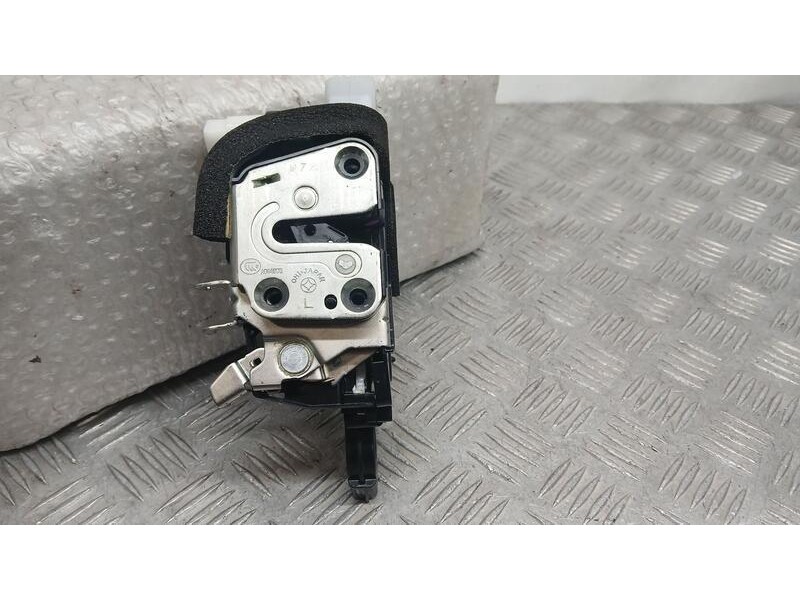 Recambio de cerradura puerta delantera izquierda para nissan cube (z12) basis referencia OEM IAM 805011FG0A ELECTRICO EG168J