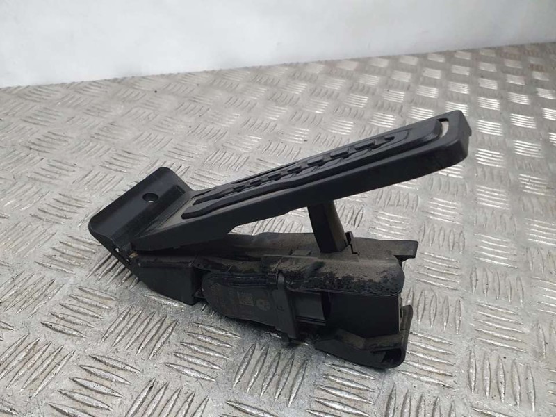 Recambio de potenciometro pedal para bmw serie 1 lim. (f40) 118d m sport referencia OEM IAM 35426871053 6PV01043567 
