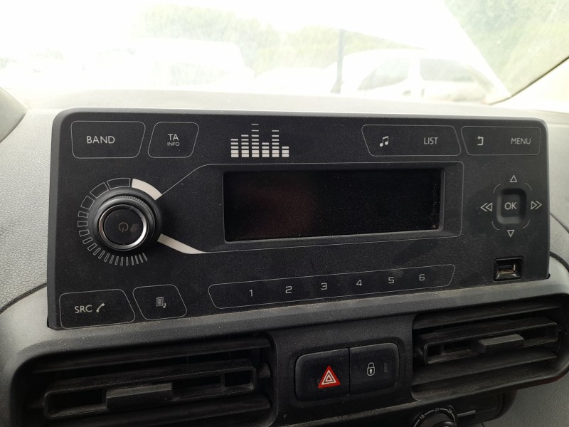 Recambio de sistema audio / radio para peugeot partner furgoneta/monovolumen (k9) 1.5 bluehdi 100 referencia OEM IAM 98345769ZD 