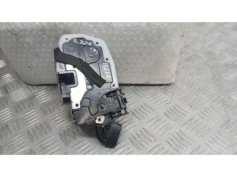 Recambio de cerradura puerta delantera izquierda para nissan cube (z12) basis referencia OEM IAM 805011FG0A ELECTRICO EG168J