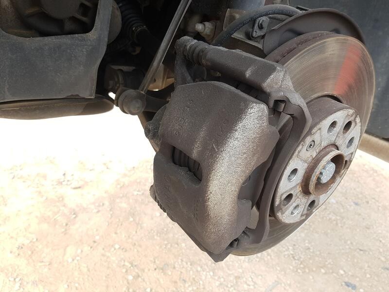 Recambio de pinza freno delantera izquierda para audi a3 sportback (8va, 8vf) 1.6 tdi referencia OEM IAM 8V0615123 TRW 