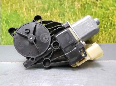 MOTOR ELEVALUNAS DELANTERO DERECHO 8A6114553B 6 PINS