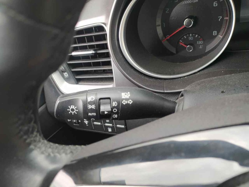 Recambio de mando luces y limpia para kia xceed drive referencia OEM IAM 93403J7950  