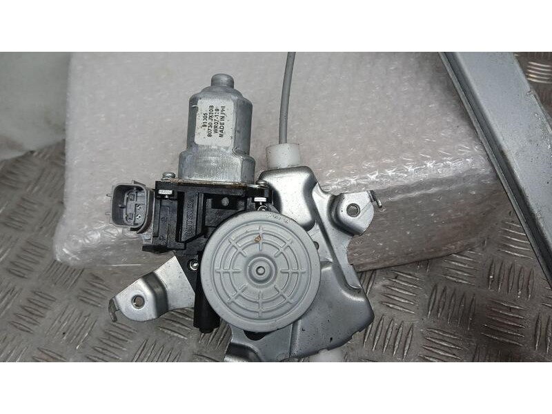 Recambio de elevalunas delantero derecho para nissan cube (z12) basis referencia OEM IAM 80730JX30B ELECTRICO 2 PINS 