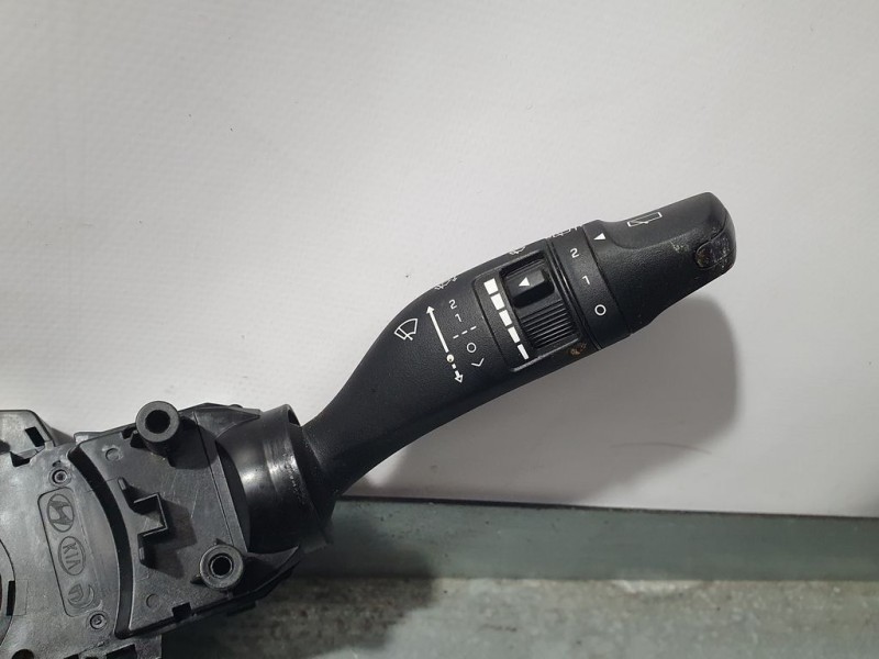 Recambio de mando luces y limpia para hyundai i20 active trend referencia OEM IAM 93403C8350  