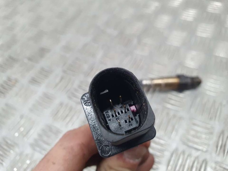 Recambio de sonda lambda para bmw x5 (e70) 3.0d referencia OEM IAM 779160001 0281004018 BOSCH