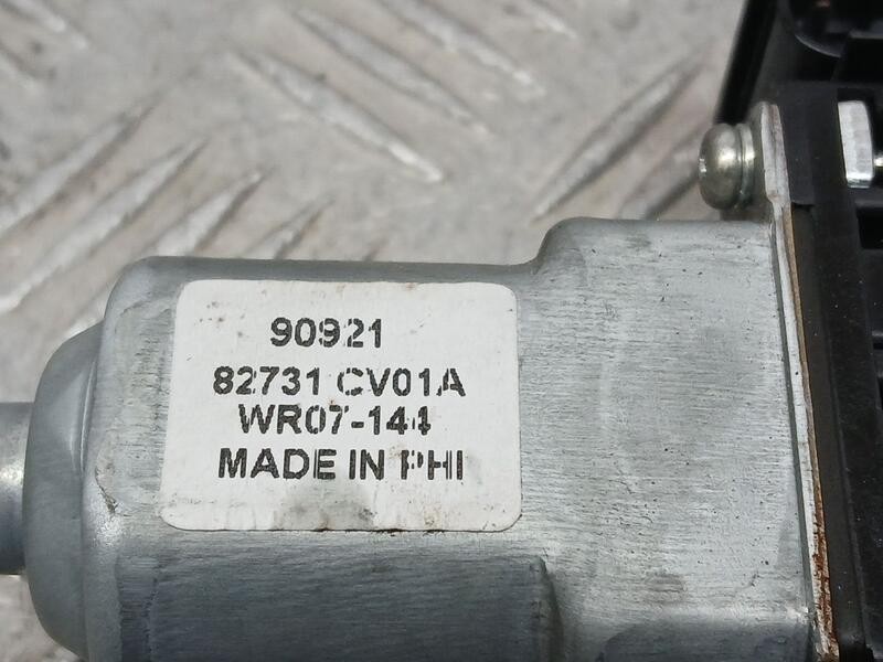 Recambio de elevalunas trasero derecho para nissan cube (z12) basis referencia OEM IAM 82731CV01A  