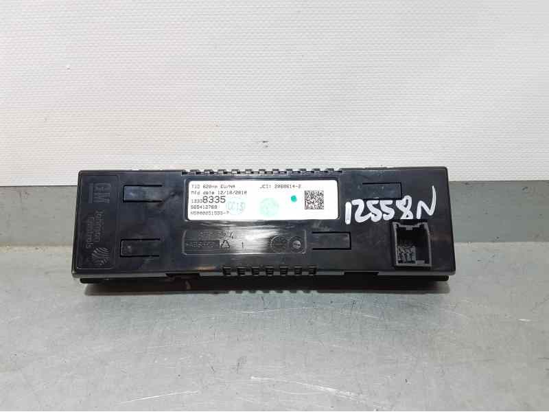 Recambio de pantalla multifuncion para opel meriva b excellence referencia OEM IAM 13338335 20686142 JOHNSON CONTROLS