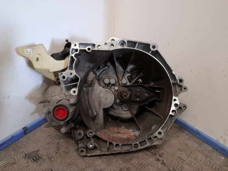 Recambio de caja cambios para citroën c-elysée millenium referencia OEM IAM 20ET33 3292272B 5VELOCIDADES