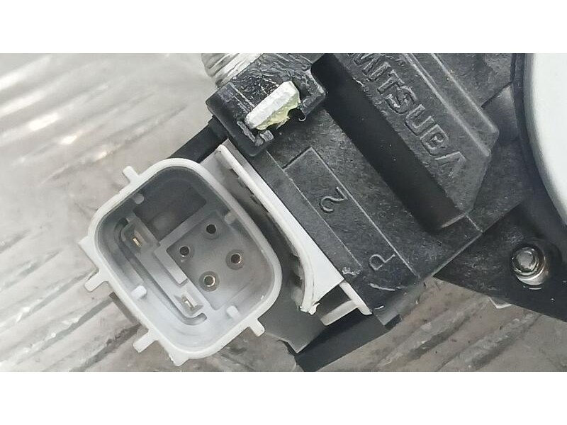 Recambio de elevalunas trasero izquierdo para nissan cube (z12) basis referencia OEM IAM 82730CV01A ELECTRICO 2 PINS 