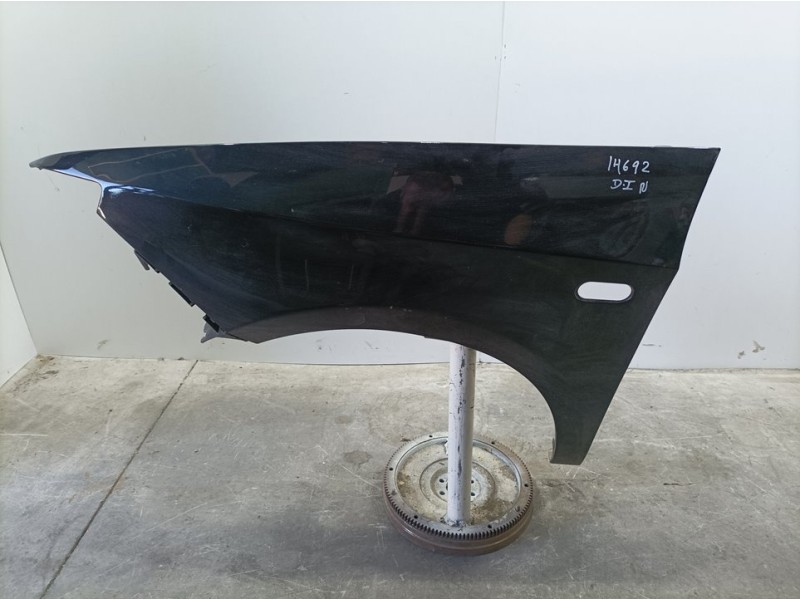 Recambio de aleta delantera izquierda para seat ibiza (6j5) reference referencia OEM IAM 6J0821021D  TOCADA