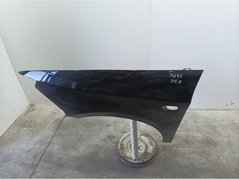 Recambio de aleta delantera izquierda para seat ibiza (6j5) reference referencia OEM IAM 6J0821021D  TOCADA