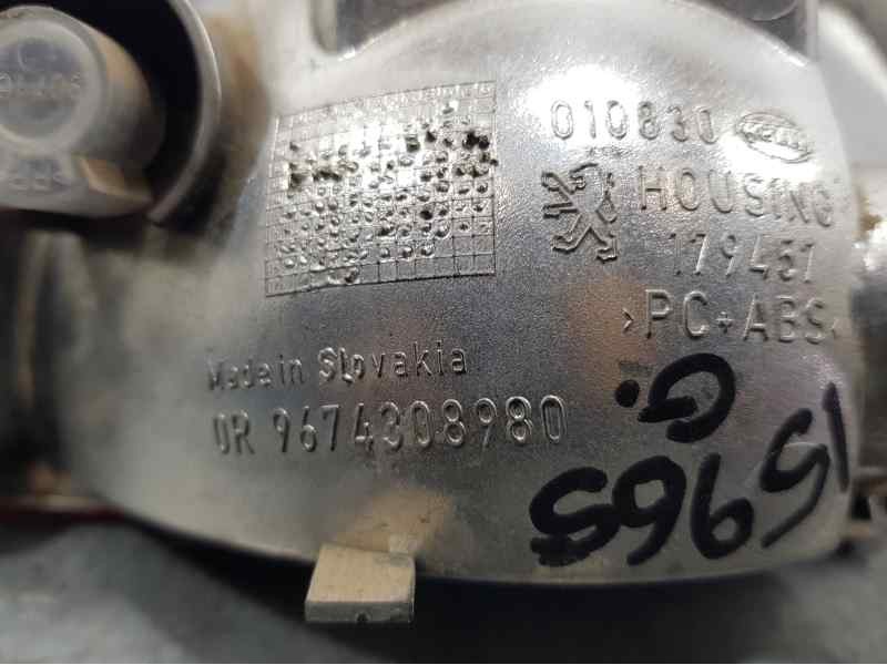 Recambio de piloto trasero central para peugeot 208 edition referencia OEM IAM 9674308980  PARAGOLPES ANTINIEBLAS