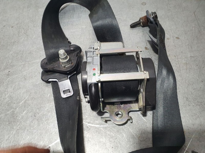 Recambio de pretensor airbag izquierdo para dacia lodgy ambiance referencia OEM IAM 868853535R  