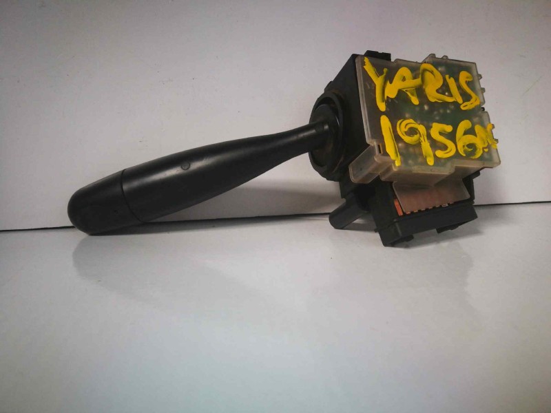 Recambio de mando limpia para toyota yaris (ncp1/nlp1/scp1) 1.0 cat referencia OEM IAM 173647  