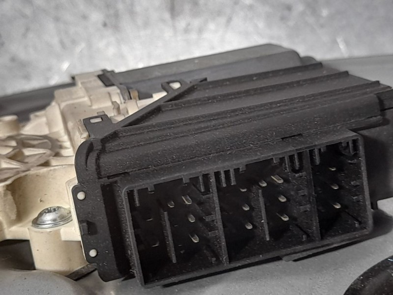 Recambio de elevalunas delantero derecho para seat ibiza (6l1) cool referencia OEM IAM 6L4837752DJ 993161103 ELECTRICO