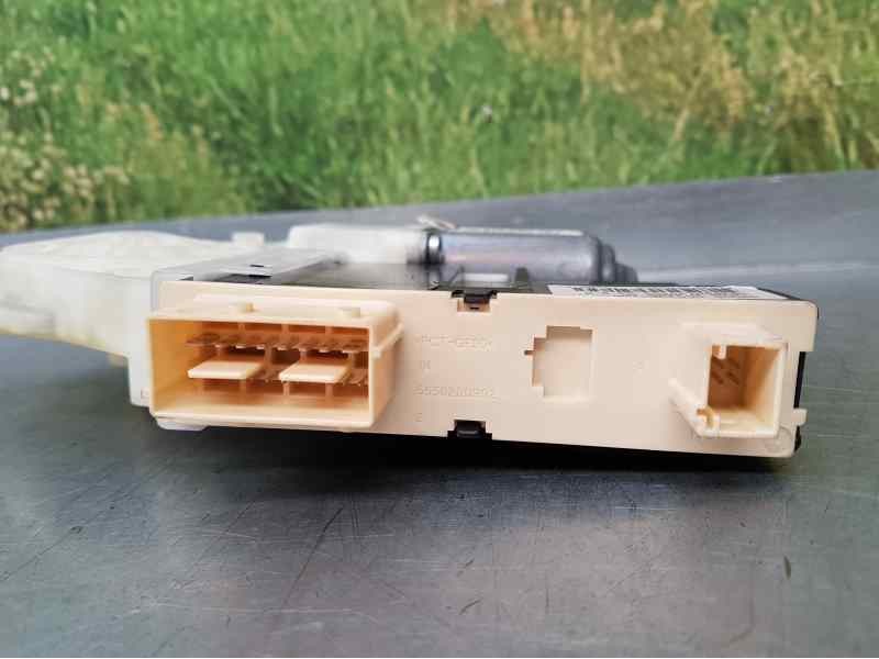 Recambio de motor elevalunas delantero derecho para citroën c4 coupe lx referencia OEM IAM 9681576780 964884100 BROSE