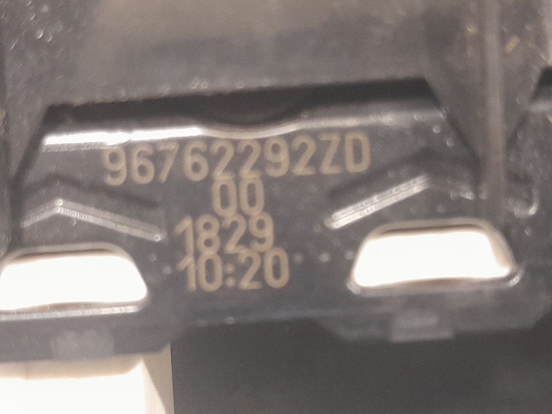 Recambio de mando elevalunas trasero izquierdo para citroën c4 picasso ii 1.6 bluehdi 120 referencia OEM IAM 96762292ZD 98007337