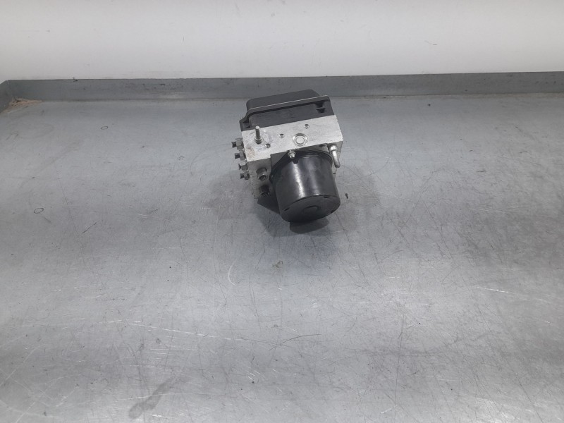 Recambio de abs para seat ibiza (6j5) reference referencia OEM IAM 6R0614517AD 10011910151 