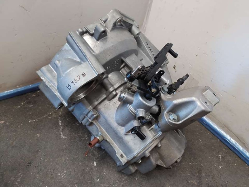 Recambio de caja cambios para seat leon (kl1) style referencia OEM IAM UPH 210722 6VELOCIDADES