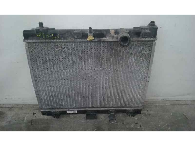 Recambio de radiador agua para toyota yaris (ksp9/scp9/nlp9) básico referencia OEM IAM MF422133  