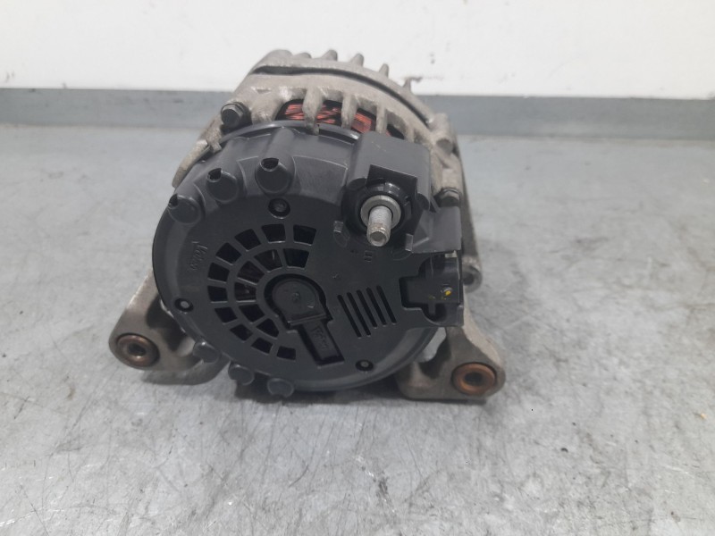 Recambio de alternador para opel astra j gtc selective referencia OEM IAM 13581891  