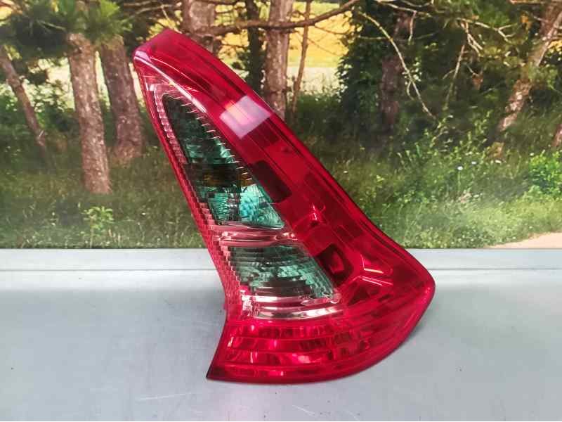 Recambio de piloto trasero derecho para citroën c4 coupe lx referencia OEM IAM 9646801677  