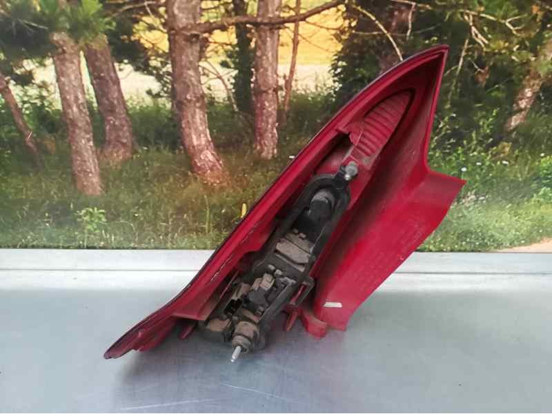 Recambio de piloto trasero derecho para citroën c4 coupe lx referencia OEM IAM 9646801677  