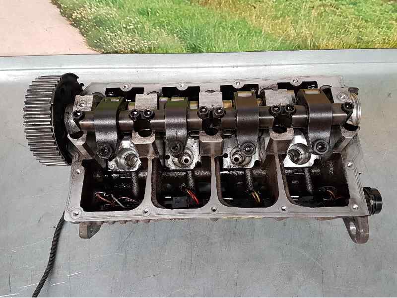 Recambio de culata para seat leon (1p1) 1.9 tdi referencia OEM IAM 038103373R  SE RECOMIENDA COMPROBAR A PRESIÓN