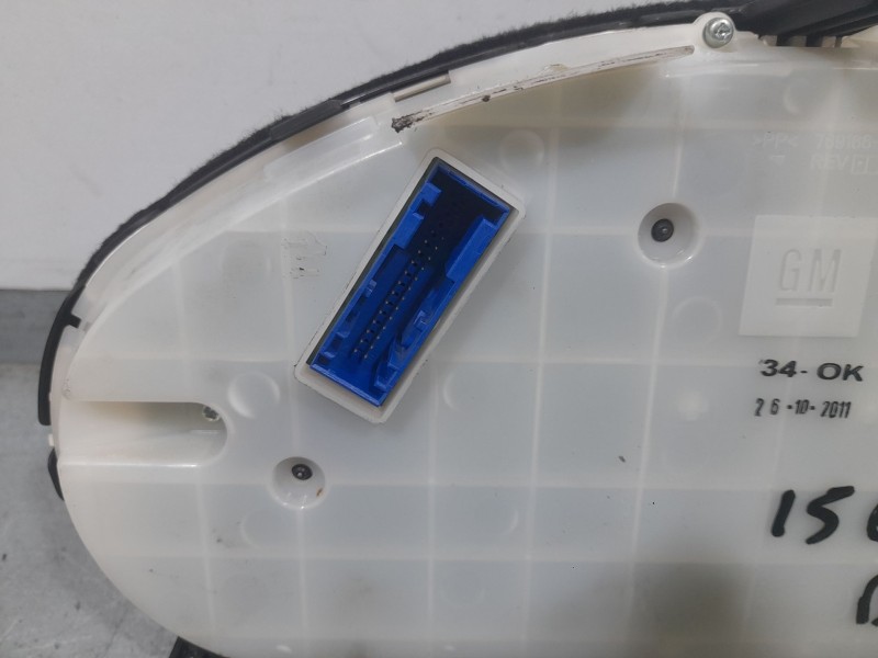 Recambio de cuadro instrumentos para opel astra j gtc selective referencia OEM IAM 13374946  