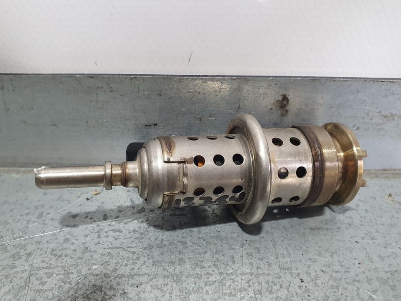 Recambio de inyector adblue para peugeot 308 allure referencia OEM IAM 9813930180 L045B06333 