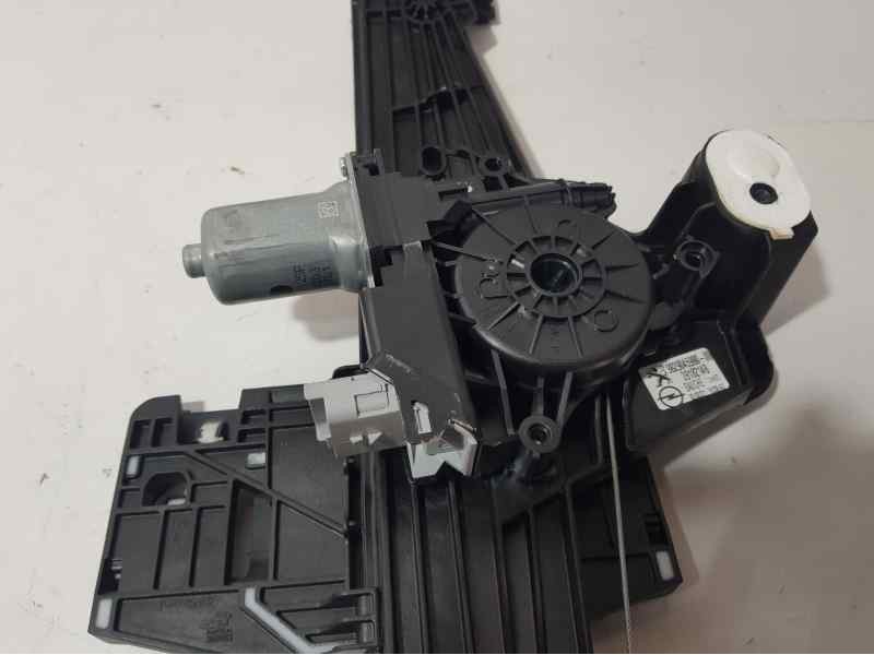 Recambio de elevalunas trasero izquierdo para opel corsa f edition referencia OEM IAM 9829045980 39182148 GAUCHE