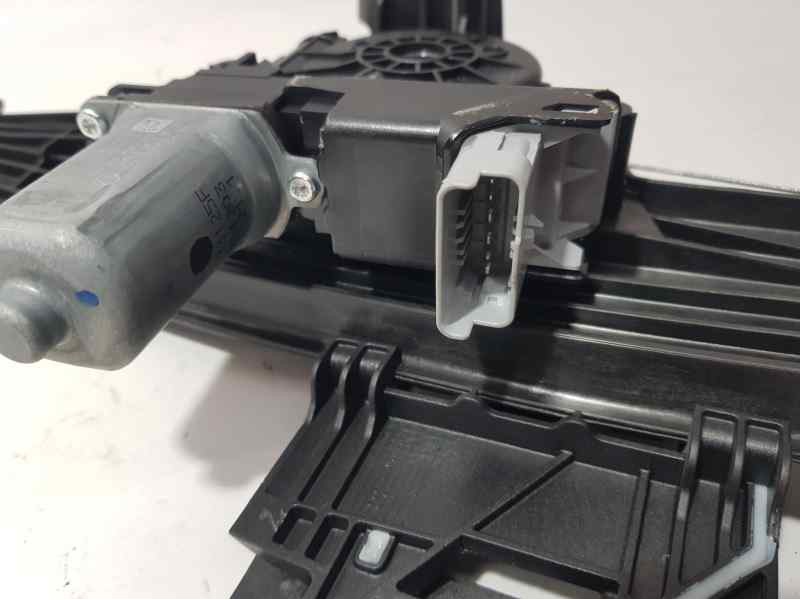 Recambio de elevalunas trasero izquierdo para opel corsa f edition referencia OEM IAM 9829045980 39182148 GAUCHE