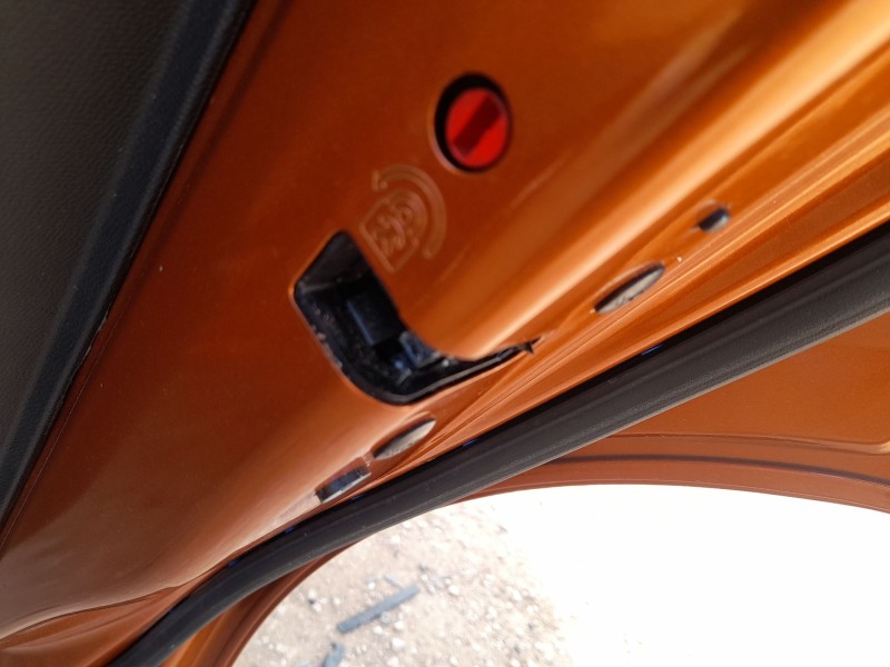 Recambio de cerradura puerta trasera derecha para peugeot 2008 ii (ud_, us_, uy_, uj_, ur_, uc_) 1.2 puretech 130 referencia OEM