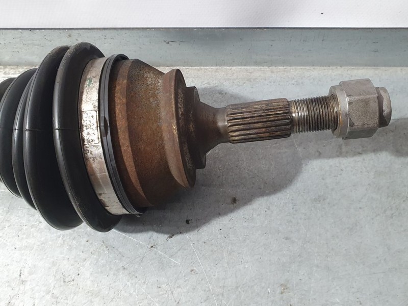 Recambio de transmision delantera izquierda para peugeot 208 active referencia OEM IAM 9686025580  