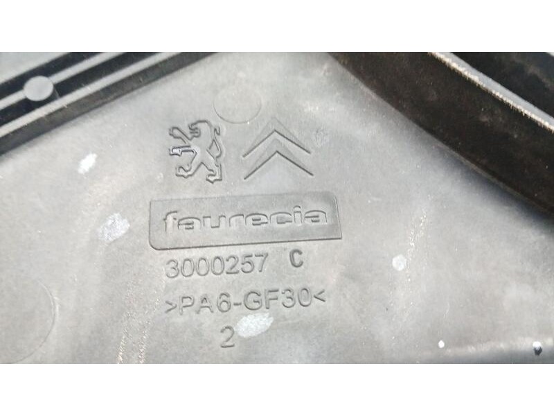 Recambio de electroventilador para citroën c5 berlina business referencia OEM IAM 9687359580 FAURECIA 3000257C