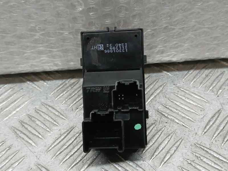 Recambio de mando elevalunas delantero derecho para opel astra j gtc selective referencia OEM IAM 13301886 211399 