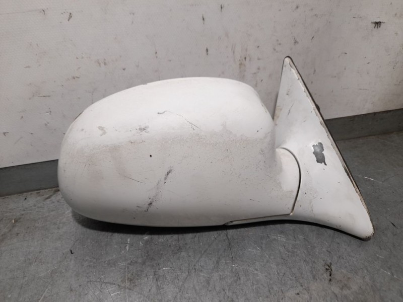 Recambio de retrovisor derecho para hyundai lantra berlina (rd) 1.6 gls referencia OEM IAM SIN REF  ELECTRICO 3 PINES