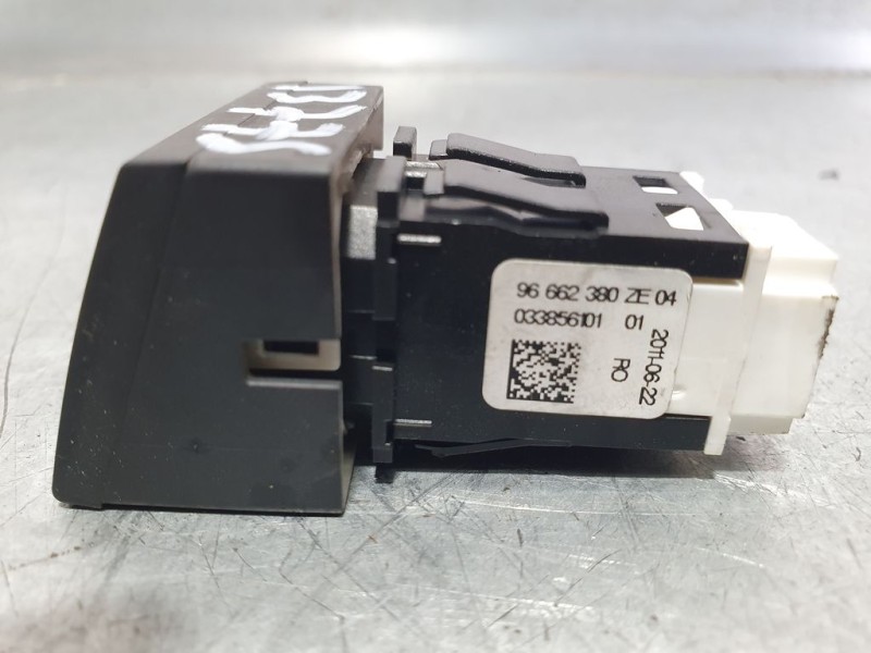 Recambio de warning para peugeot 508 sw active referencia OEM IAM 96662380ZE04  