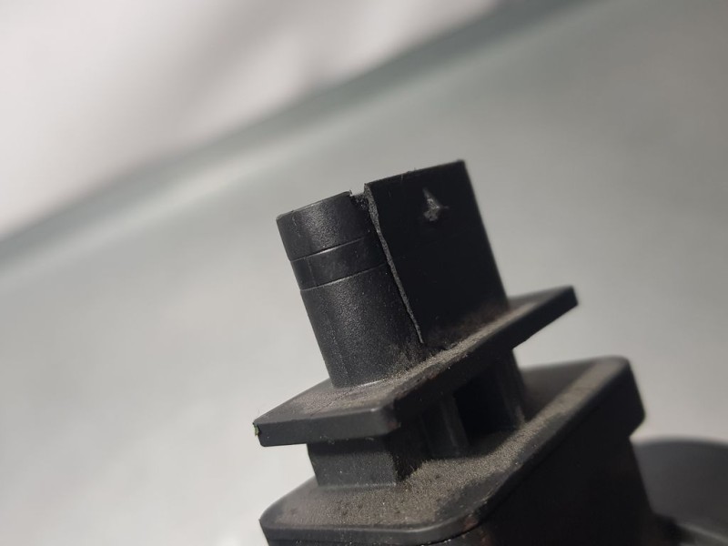 Recambio de caudalimetro para hyundai ix35 comfort 2wd referencia OEM IAM 281642A401 9220930004 KEFICO CLAVIJA ROTA