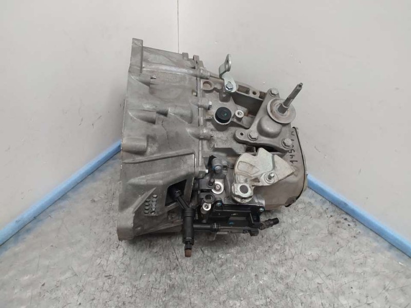 Recambio de caja cambios para peugeot 3008 active referencia OEM IAM 20EA07 1244922 6VELOCIDADES