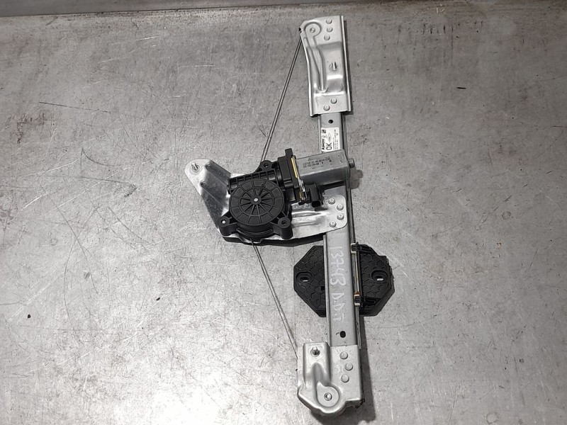 Recambio de elevalunas delantero derecho para dacia sandero stepway referencia OEM IAM 807209299R  ELECTRICO 2 PINES