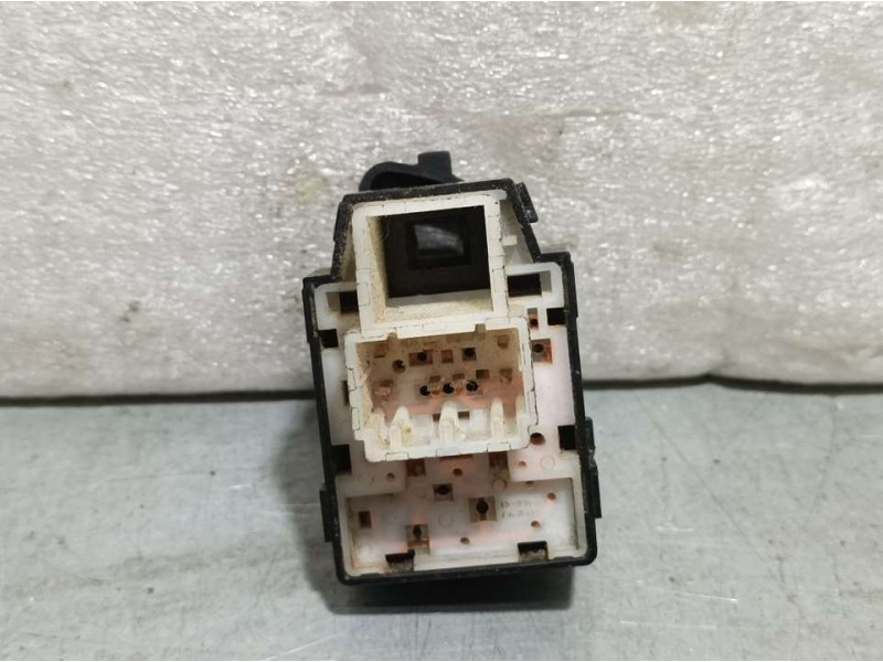 Recambio de mando retrovisor para hyundai i20 active trend referencia OEM IAM 299140228  